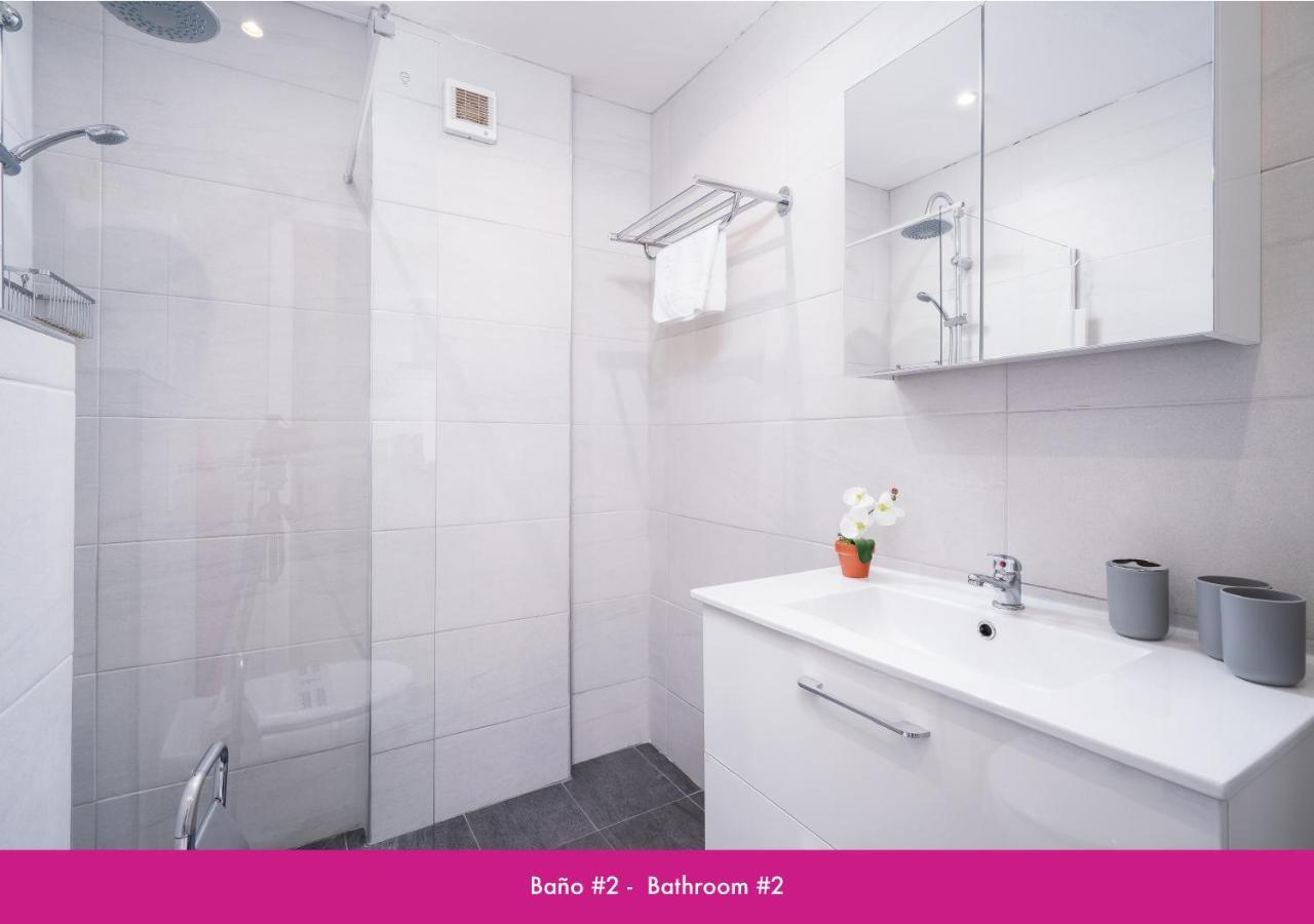 2 Bedrooms Apartment In Moraira Center With Community Pool Bagian luar foto